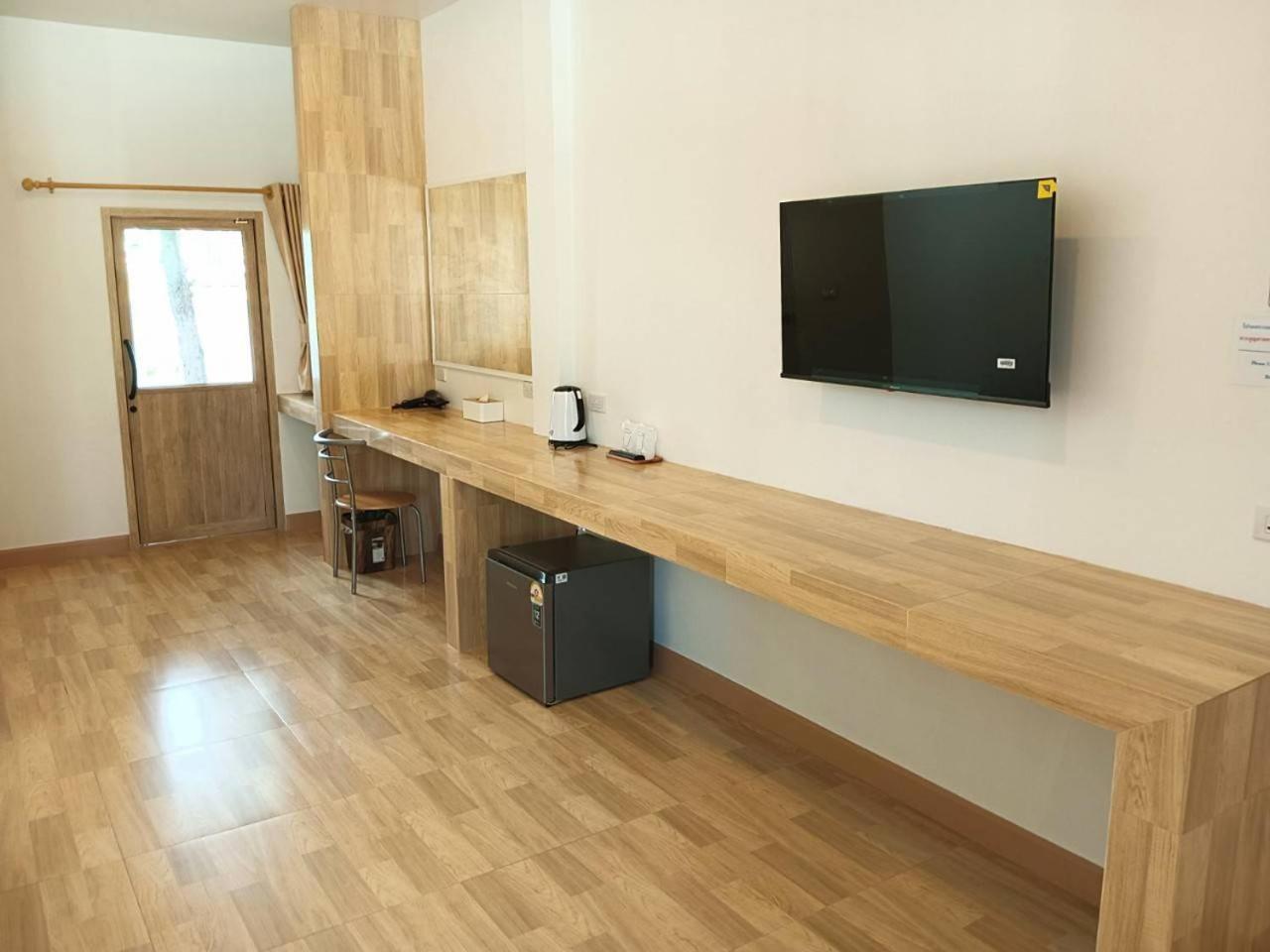 Three Bays Resort 쁘라쭈압키리칸 외부 사진