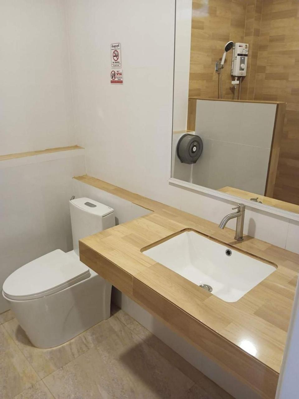 Three Bays Resort 쁘라쭈압키리칸 외부 사진