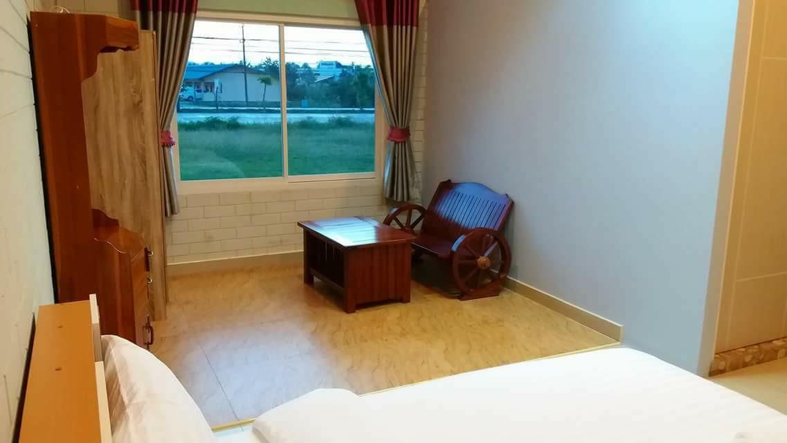 Three Bays Resort 쁘라쭈압키리칸 외부 사진