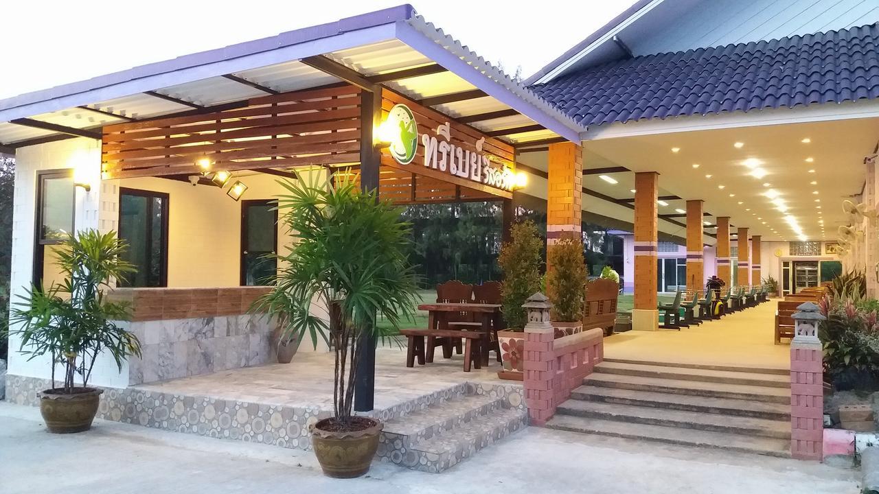 Three Bays Resort 쁘라쭈압키리칸 외부 사진
